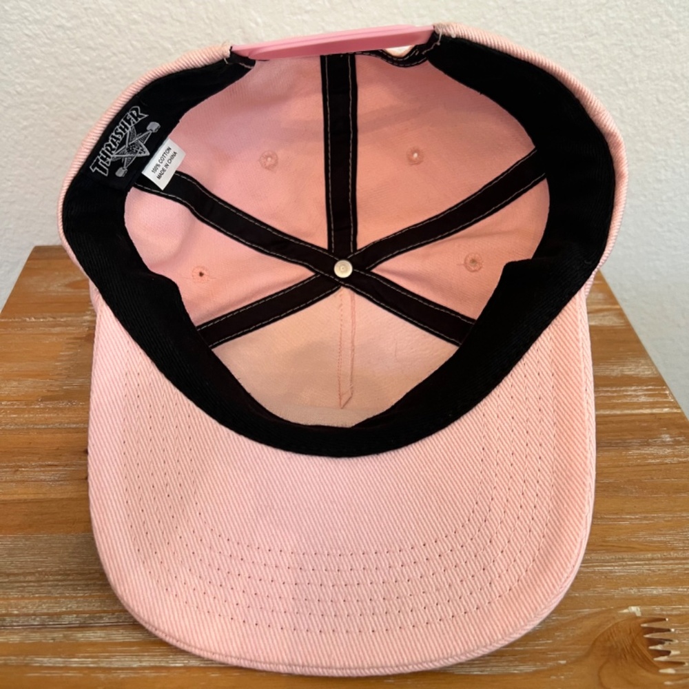 ๐HP๐ Thrasher Pink Snapback Cap - Picture 6 of 10